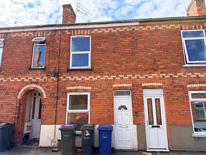 2 Bedroom Terraced House For Sale In Arkwright Street, Gainsborough, DN21