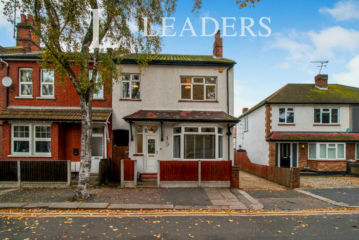 3 Bedroom End Of Terrace House To Rent In St Marys Road, Prittlewell, Southend, SS2