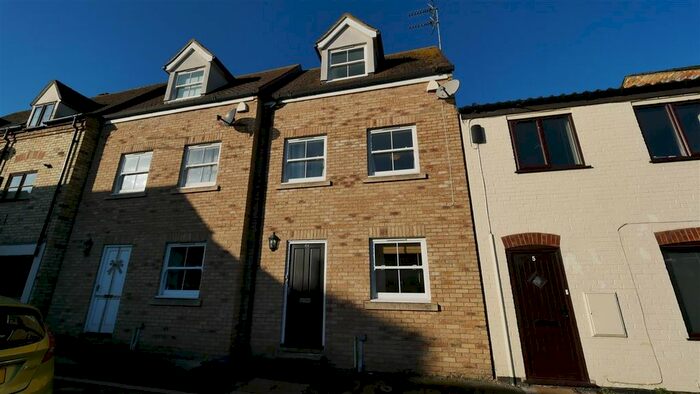 1 Bedroom Terraced House To Rent In Cow Amp; Hare Passage, St Ives, PE27