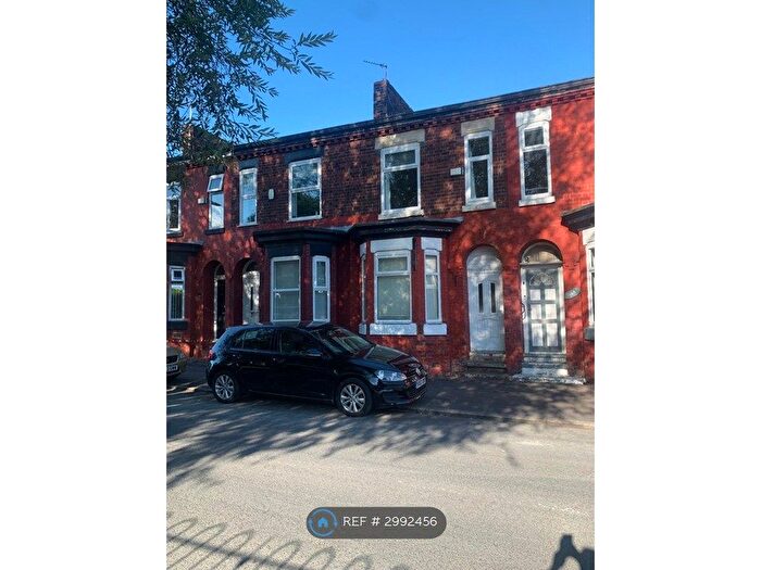 3 Bedroom Terraced House To Rent In Highfield Road, Salford, M6