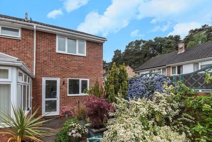 End Of Terrace House To Rent In Brunswick, Bracknell, RG12