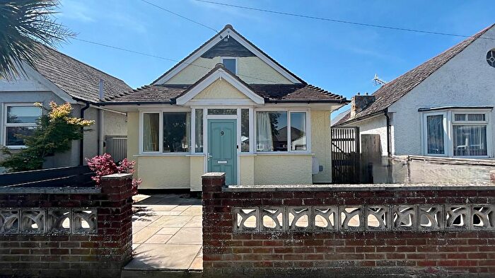 2 Bedroom Detached Bungalow For Sale In Cobblers Bridge Road, Herne Bay, CT6