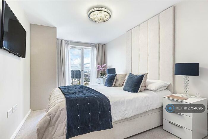 2 Bedroom Flat To Rent In Katie Court, London, E16