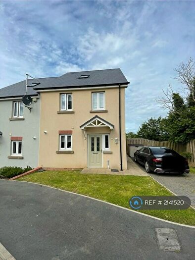 4 Bedroom Semi-Detached House To Rent In Maes Yr Orsaf, Narberth, SA67