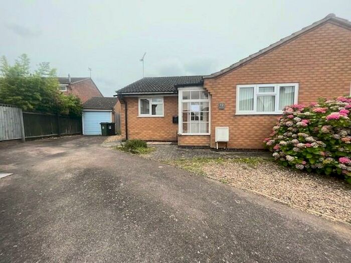 2 Bedroom Bungalow To Rent In Carbery Close, Leicester, LE2
