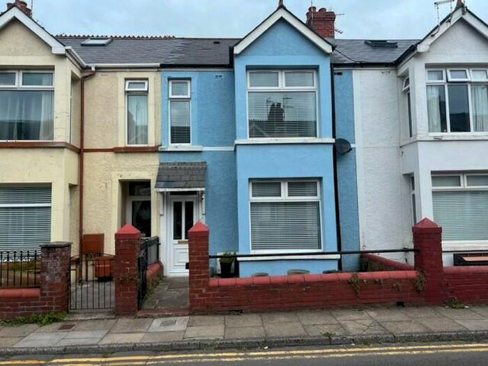 4 Bedroom House To Rent In Wellfield Avenue, Porthcawl, CF36