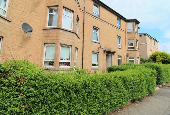 2 Bedroom Flat To Rent In Salen Street, Glasgow, G52