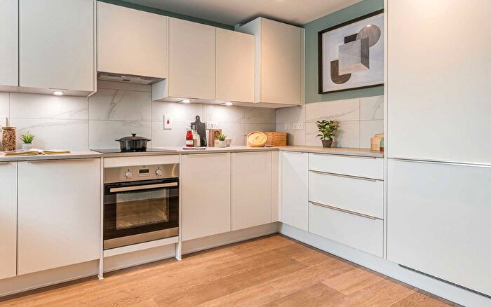 4 Bedroom Semi-Detached House For Sale In Harrow Lane, St Leonards-On-Sea, TN37