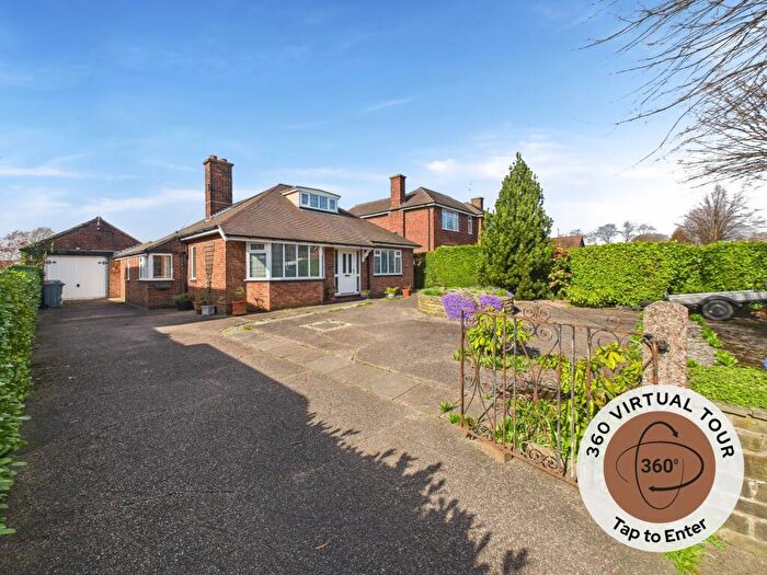 3 Bedroom Detached Bungalow For Sale In Moss Lane, Elworth, Sandbach, CW11