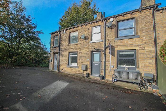 2 Bedroom Terraced House To Rent In Barber Row, Linthwaite, Huddersfield, West Yorkshire, HD7