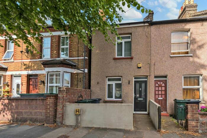 2 Bedroom Terraced House To Rent In Marriott Road, Dartford, DA1