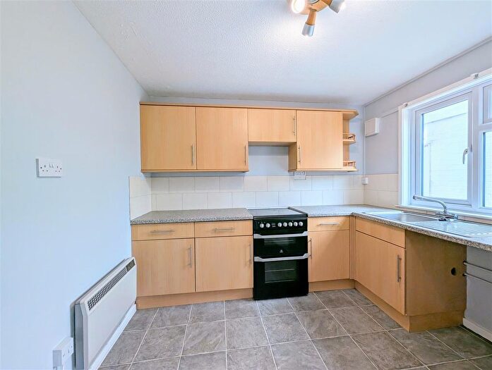 3 Bedroom End Of Terrace House For Sale In Mayne Ave, Hereford - No Onward Chain, HR2