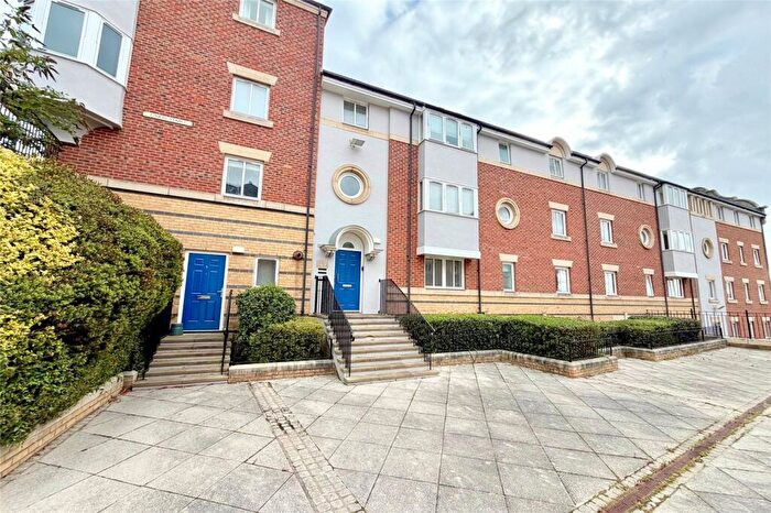 2 Bedroom Apartment For Sale In Union Stairs, North Shields, NE30