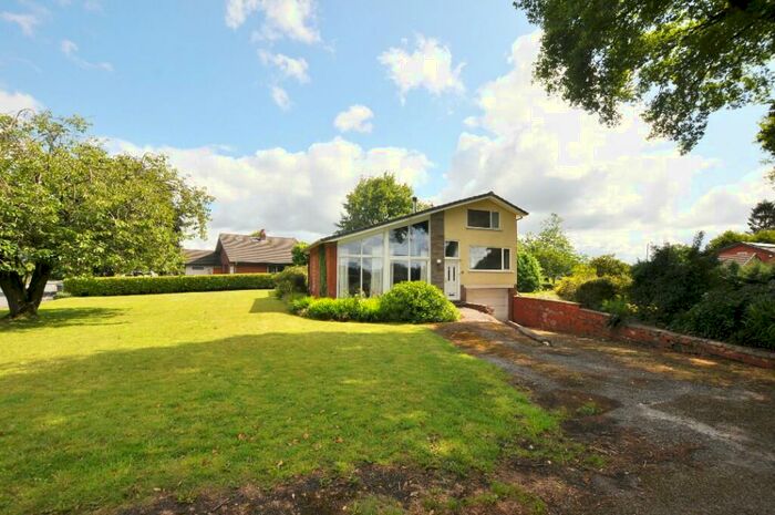 4 Bedroom Detached House For Sale In Old School Lane, Adlington, PR7