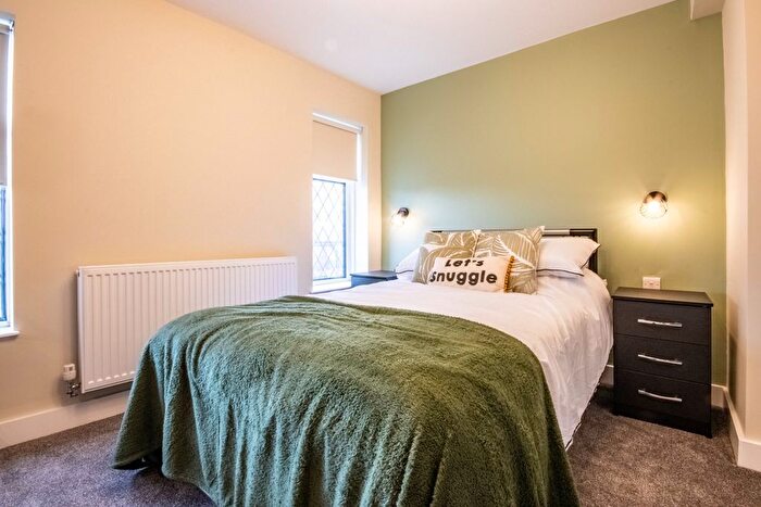 1 Bedroom Flat To Rent In Room, Nottingham Road, Eastwood, NG16