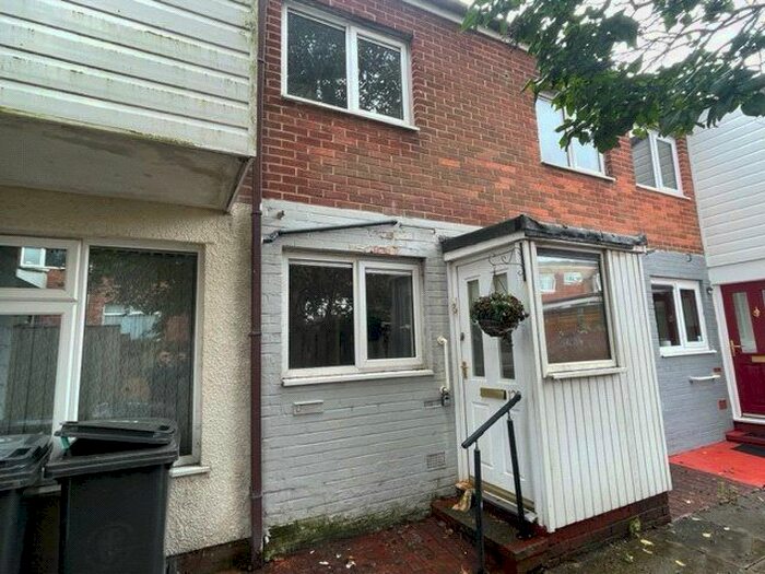 3 Bedroom Terraced House For Sale In Brierfield, Skelmersdale, Lancashire, WN8