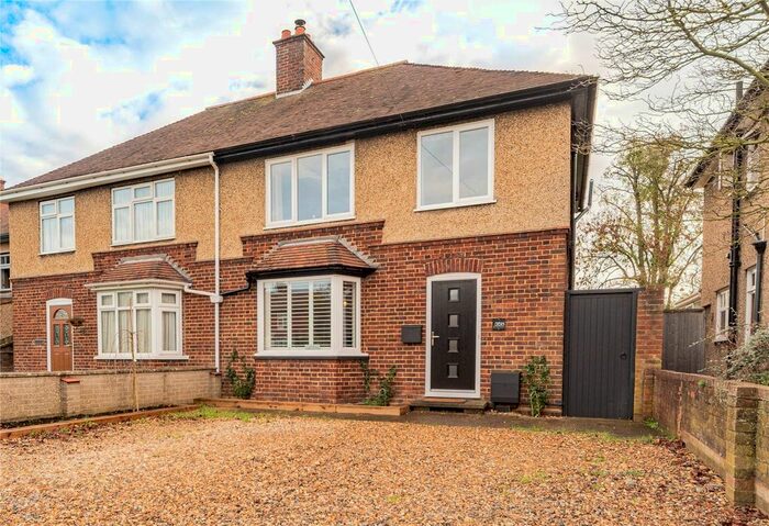 4 Bedroom Semi-Detached House To Rent In Milton Road, Cambridge, Cambridgeshire, CB4