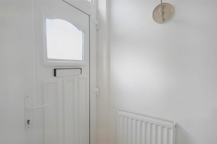 2 Bedroom End Of Terrace House To Rent In Princes Street, Stone, ST15