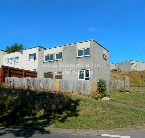 3 Bedroom End Of Terrace House To Rent In Fernbank, Greenmeadow, Cwmbran, Torfaen., NP44