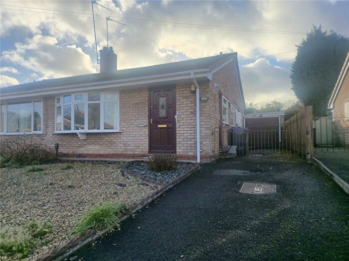 2 Bedroom Bungalow For Sale In Oldcroft, Oakengates, Telford, Shropshire, TF2