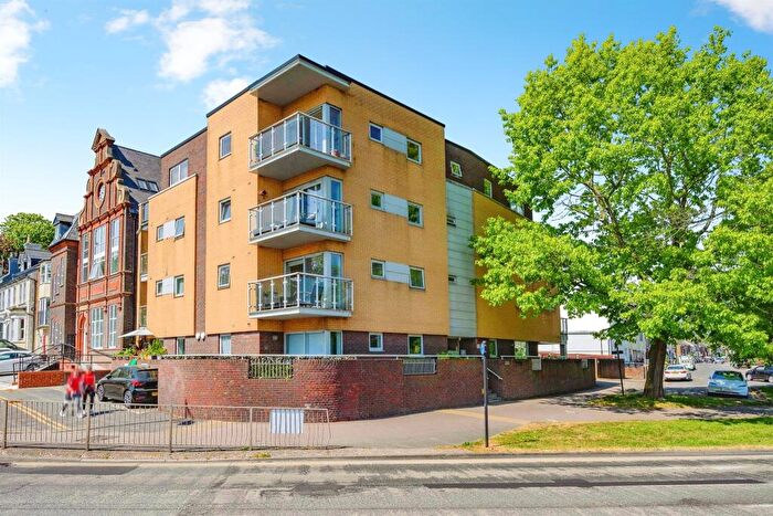 1 Bedroom Flat For Sale In Cotterells, Hemel Hempstead, HP1