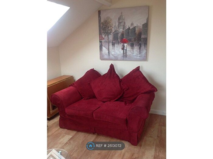 1 Bedroom Flat To Rent In Dunraven House, Newport, NP20