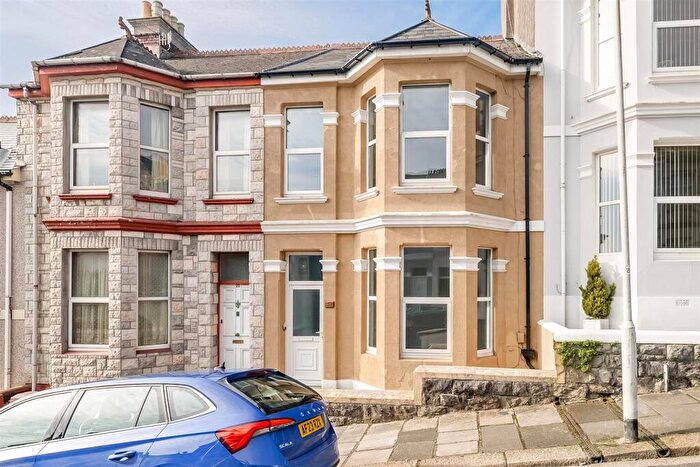 3 Bedroom Terraced House To Rent In Cranbourne Avenue, Lipson, Plymouth, PL4