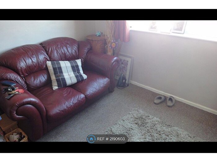 1 Bedroom Flat To Rent In Golden Vale, Churchdown, Gloucester, GL3