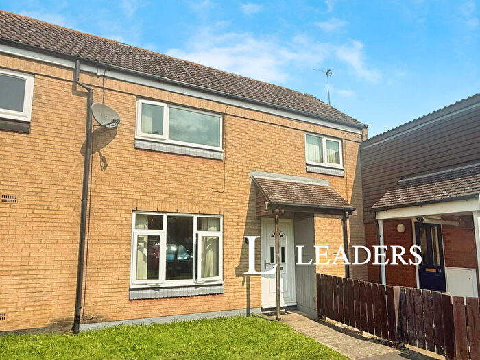 3 Bedroom End Of Terrace House To Rent In Ripley Court, Scunthorpe, DN15