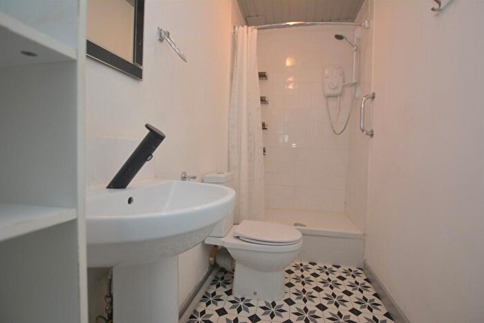 1 Bedroom Flat To Rent In Victoria Road, Falkirk, Falkirk, Stirlingshire, FK2