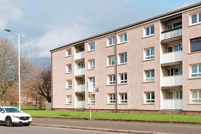 2 Bedroom Flat For Sale In D, Glen Street, Paisley, PA3