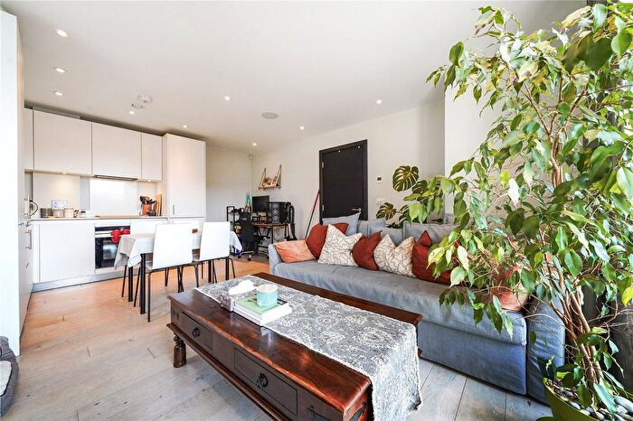 1 Bedroom Flat To Rent In Haydon Park Road, London, SW19