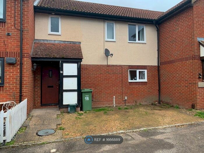 3 Bedroom Terraced House To Rent In Balliol Drive, Didcot, OX11