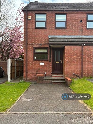 2 Bedroom Semi Detached House To Rent In College Mews, Derby, DE1