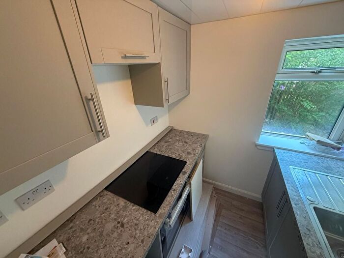 3 Bedroom Flat To Rent In Midcroft Avenue, Castlemilk, Glasgow, G44