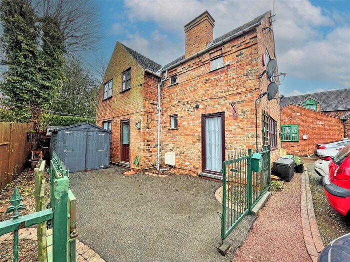 1 Bedroom Flat To Rent In Church Street, Eastwood, Nottingham, NG16