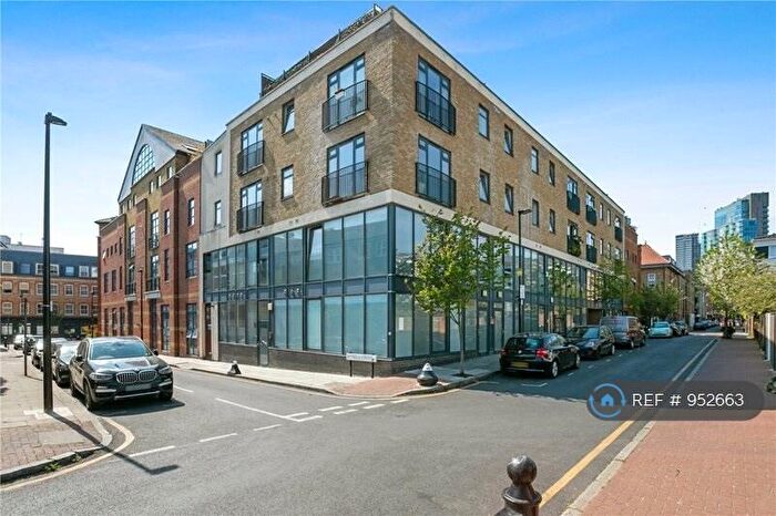 2 Bedroom Flat To Rent In Bacon Street, London, E2