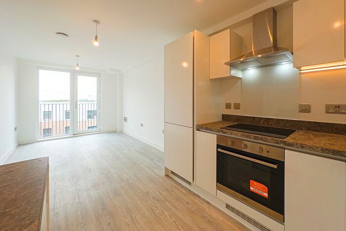 1 Bedroom Flat To Rent In Middlewood Plaza, Craven Street, Salford, M5