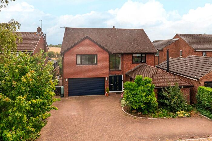 5 Bedroom Detached House For Sale In Bullington End Road, Castlethorpe, Milton Keynes, Buckinghamshire, MK19