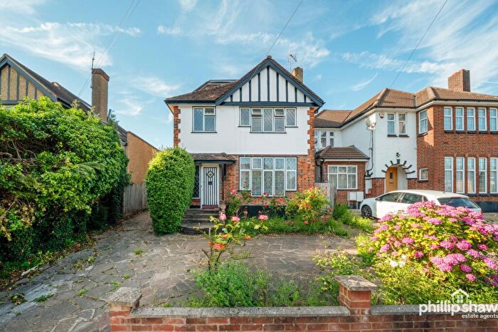5 Bedroom Detached House For Sale In Aston Avenue, Harrow, HA3