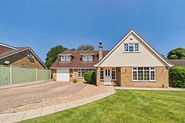 5 Bedroom Detached House For Sale In Conifer Drive, Tilehurst, Reading, Berkshire, RG31