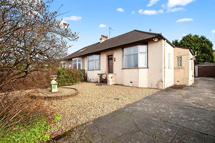 3 Bedroom Semi Detached Bungalow For Sale In Lednock Road, Glasgow, G52