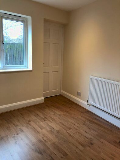 3 Bedroom Semi-Detached House To Rent In High Road, London, NW10