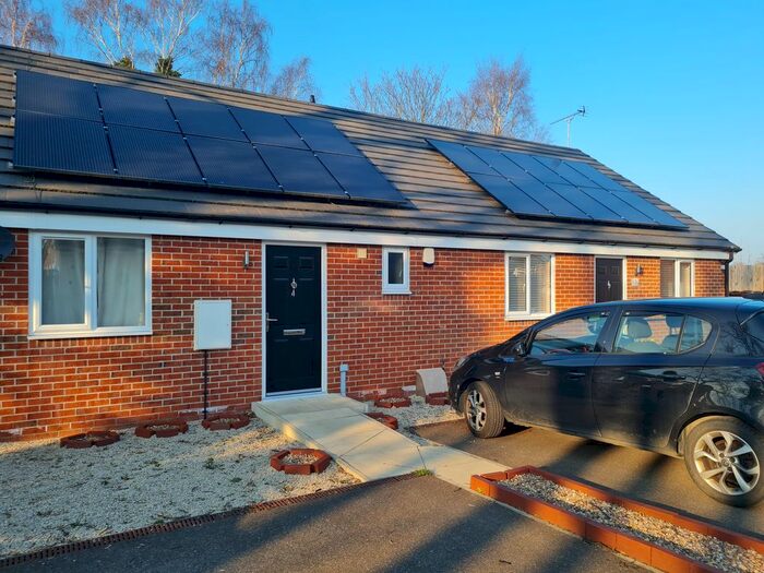 Houses to rent in Knottingley, WF11, West Yorkshire