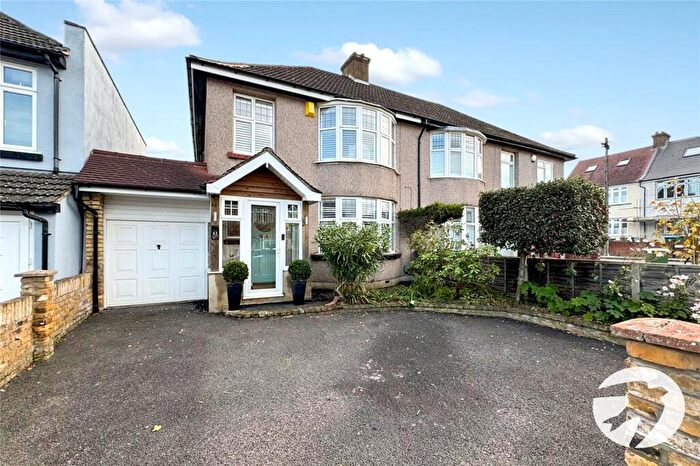 3 Bedroom Semi-Detached House For Sale In Cavendish Avenue, South Welling, Kent, DA16