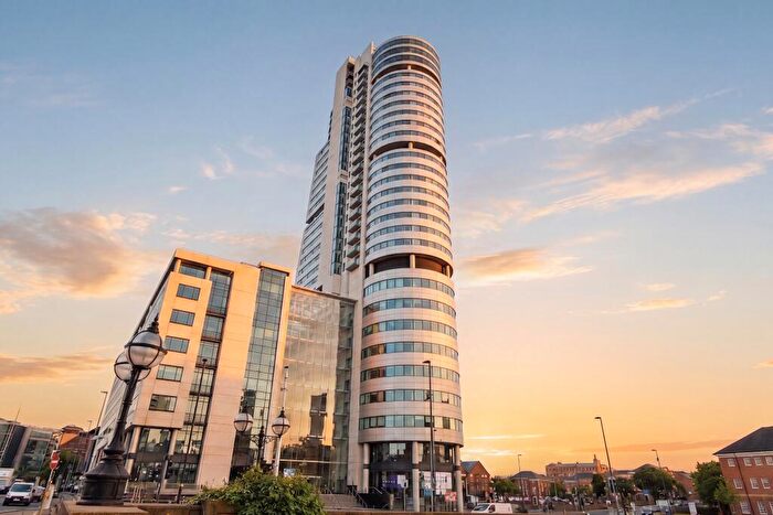 1 Bedroom Apartment To Rent In Bridgewater Place, Leeds, LS11