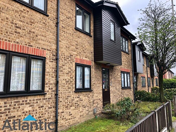 1 Bedroom Flat To Rent In Ley Street, Ilford, IG1