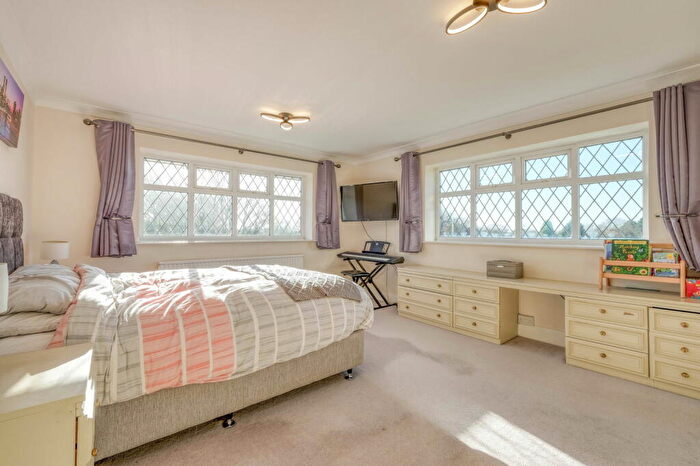 4 Bedroom Detached House For Sale In Lower Shepley Lane, Lickey End, Bromsgrove, B60