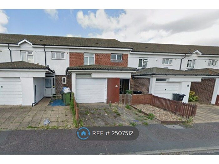 3 Bedroom Terraced House To Rent In North Crockerford, Basildon, SS16