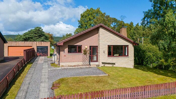 3 Bedroom Detached Bungalow For Sale In Birch Grove, Boat Of Garten, PH24